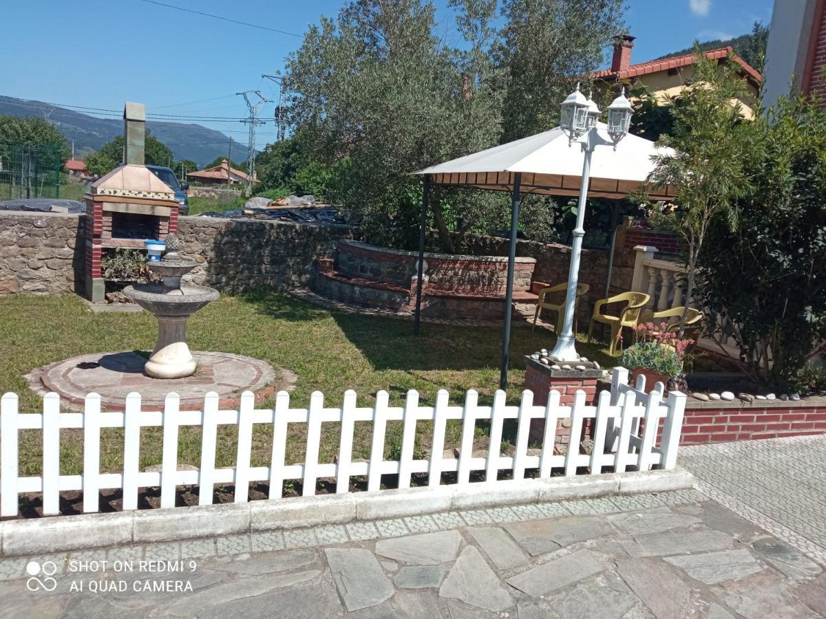Vivienda Turistica Volvere Santiurde de Toranzo Eksteriør bilde