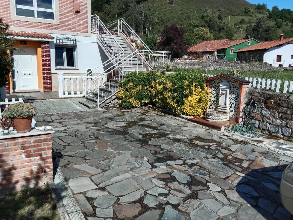 Vivienda Turistica Volvere Santiurde de Toranzo Eksteriør bilde